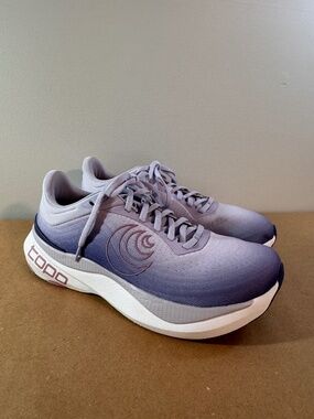 Topo Athletic Aura Women's Running Shoes Size 10 Purple Lilac Athletic Sneakers